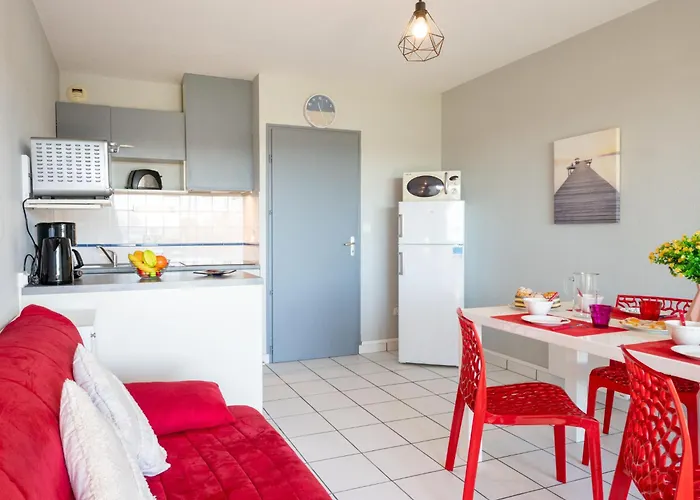 Les Pecheurs-4 By Interhome