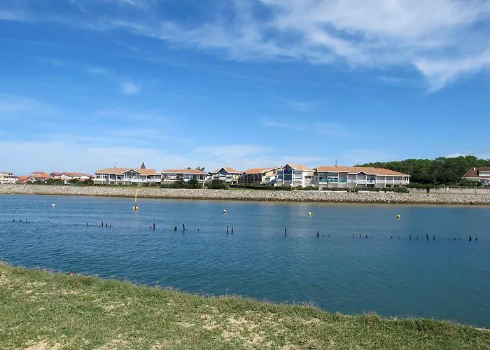 Les Pecheurs-4 By Interhome